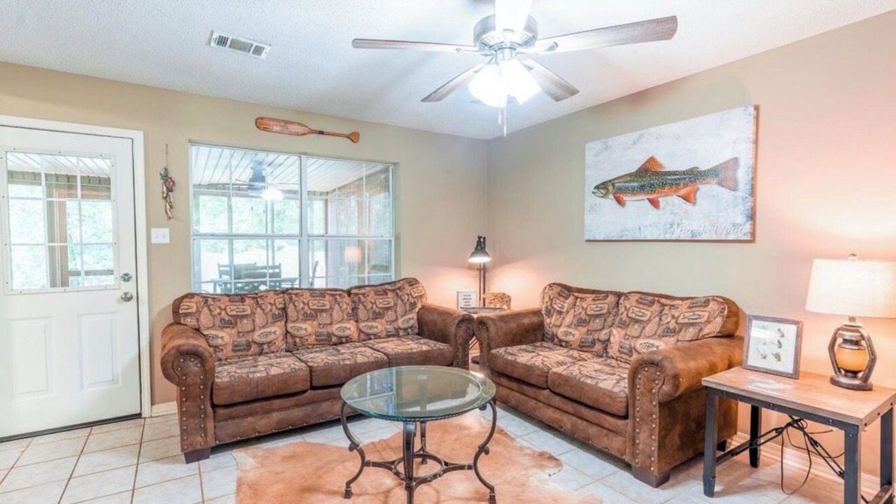 Photo of Livingroom in Pangburn