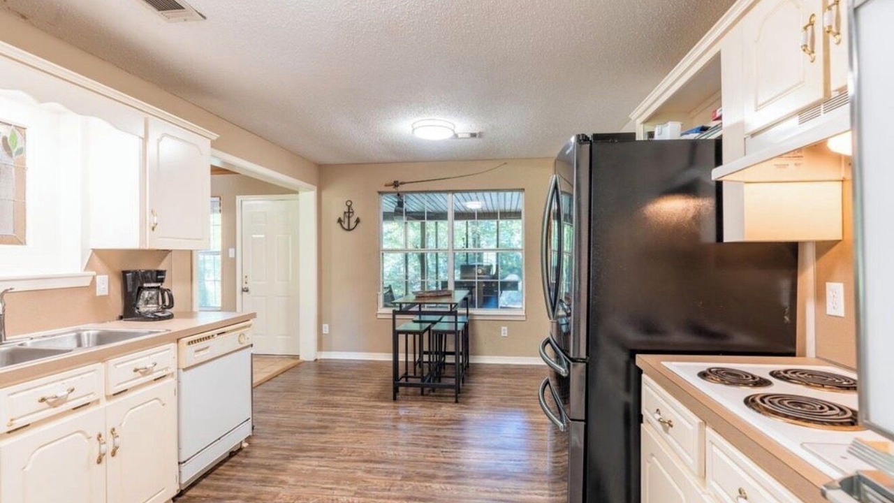 Photo of Kitchen in Pangburn
