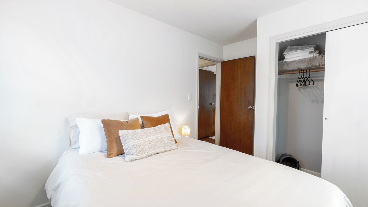 Photo of Bedroom in Nall Hills