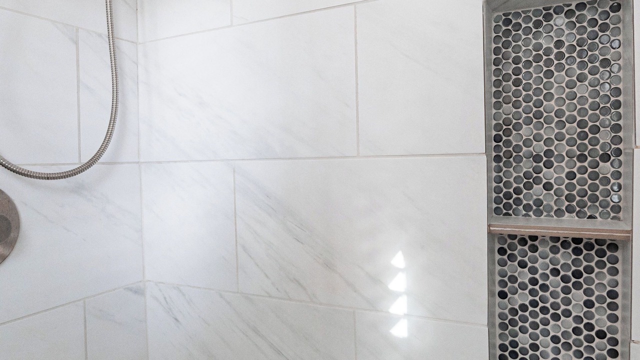 Photo of Bathroom in Nall Hills
