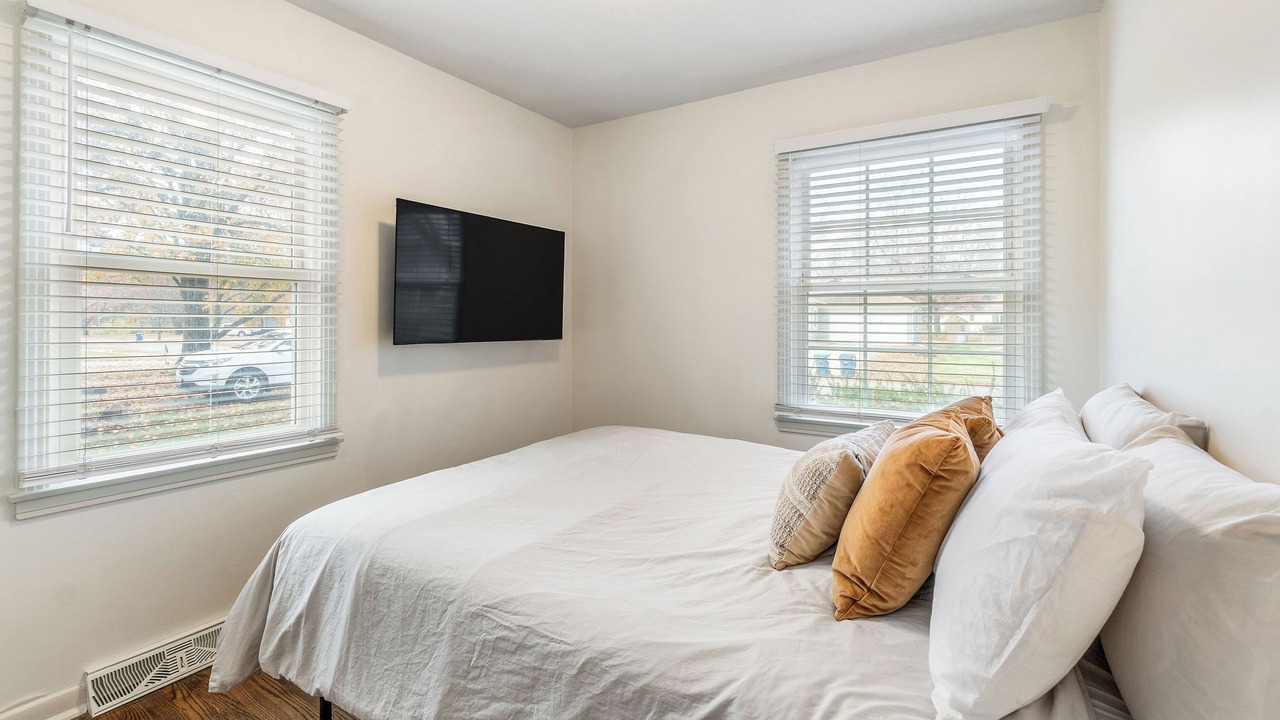 Photo of Bedroom in Nall Hills