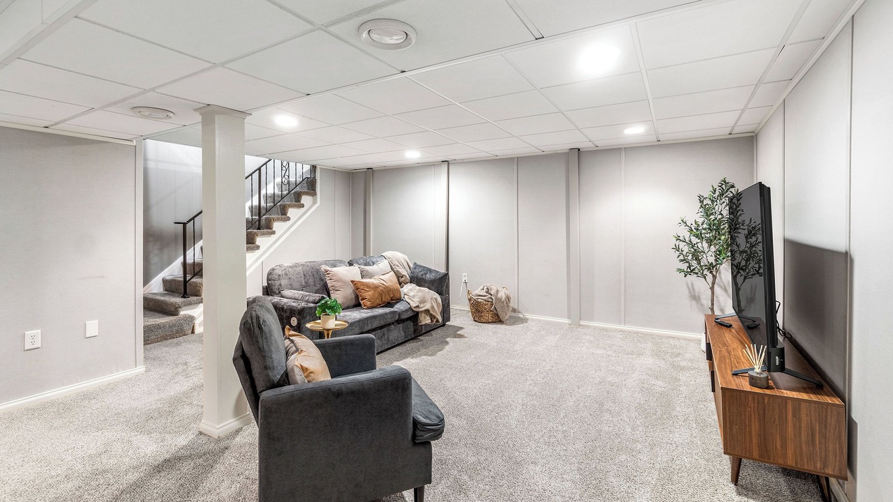 Photo of Livingroom in Nall Hills