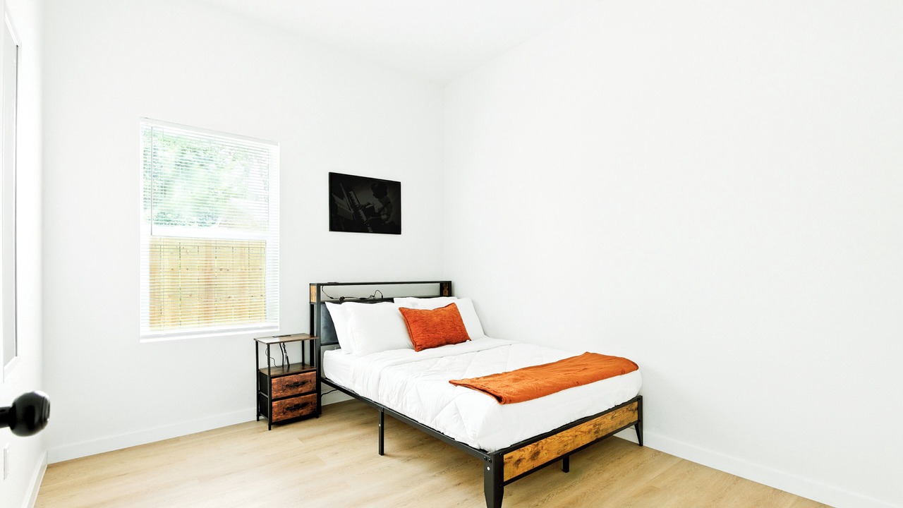 Photo of Bedroom in Galena Park