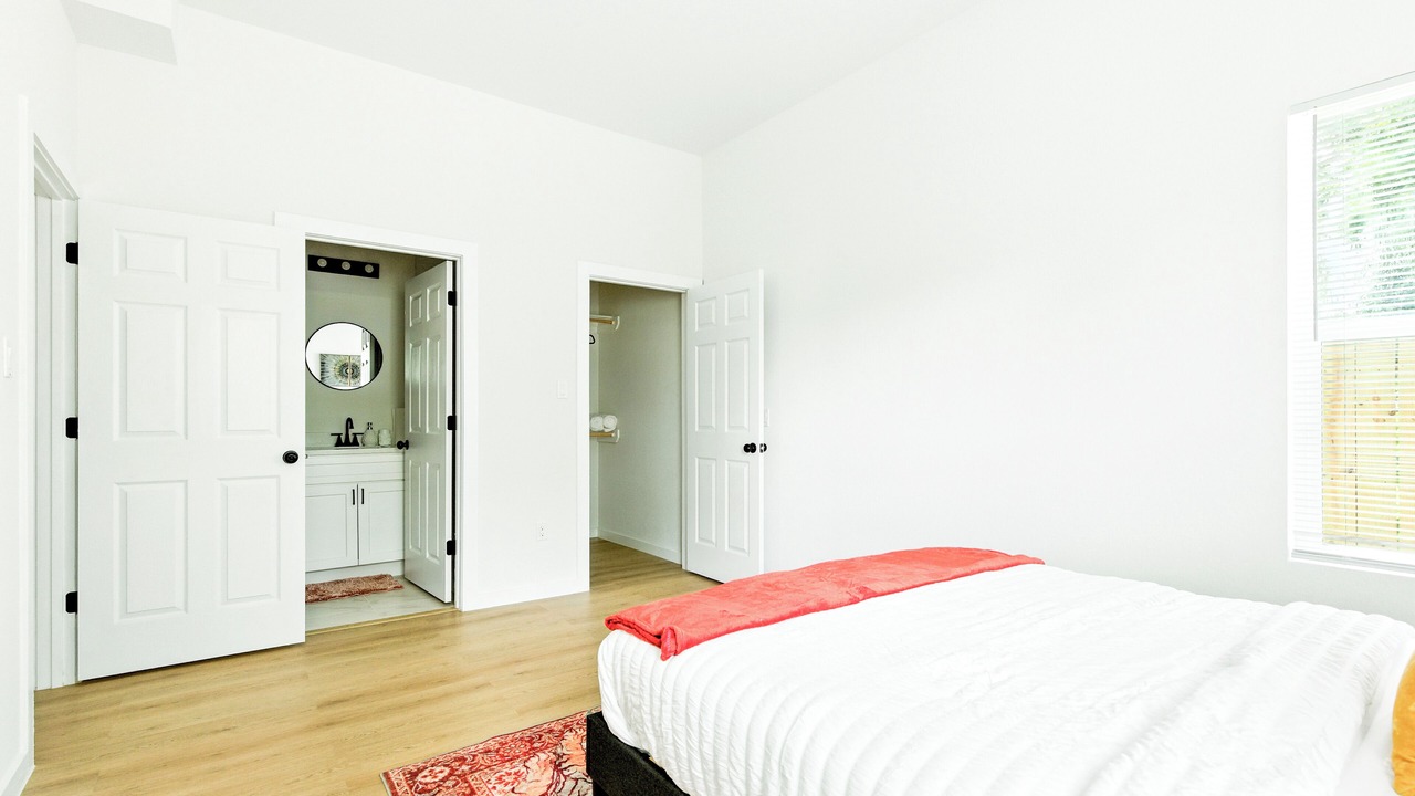 Photo of Bedroom in Galena Park