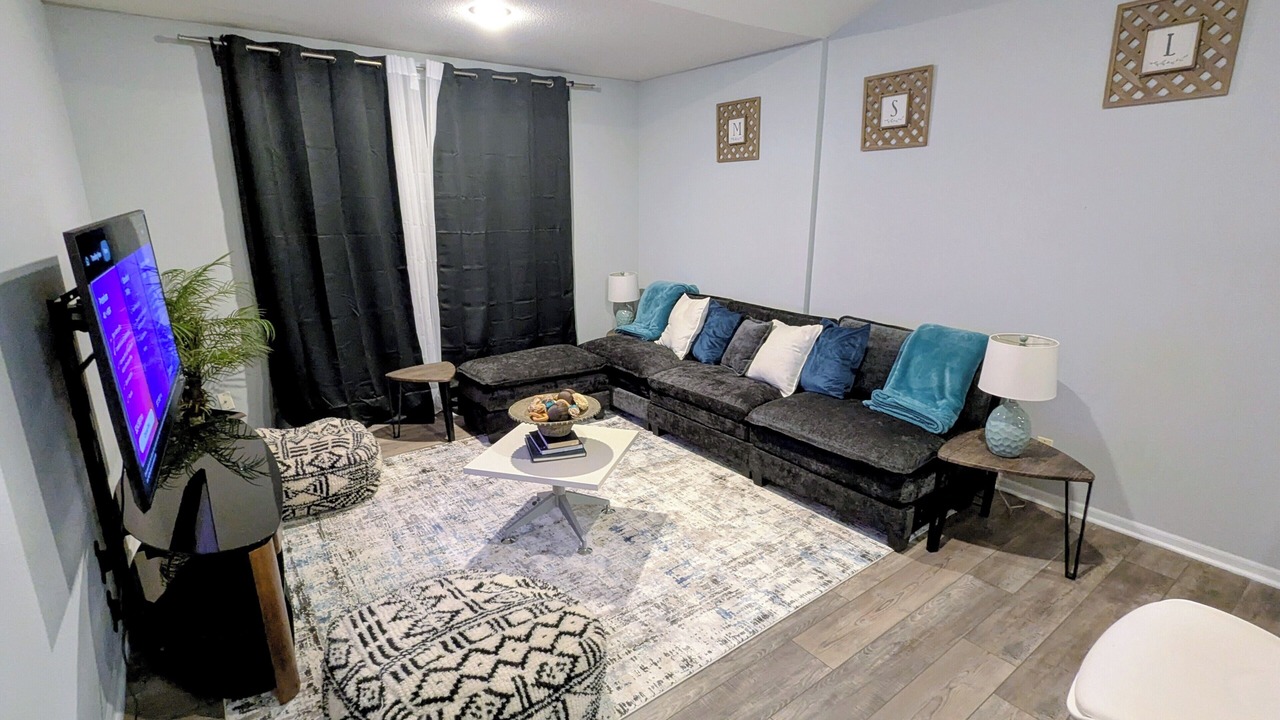 Photo of Livingroom in Olathe