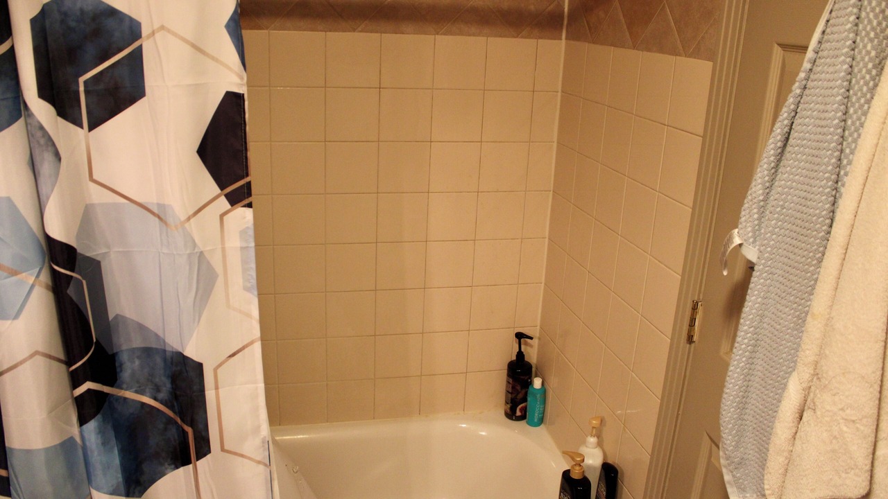 Photo of Bathroom in Meadow Hills