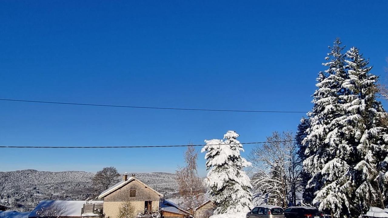 Photo of Others in Giron