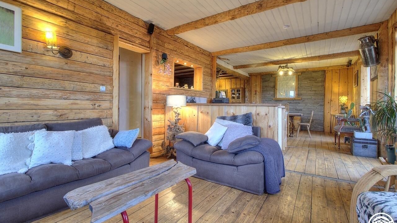 Photo of Livingroom in Giron