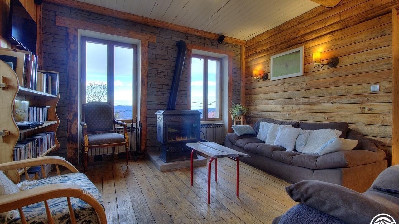 Photo of Livingroom in Giron