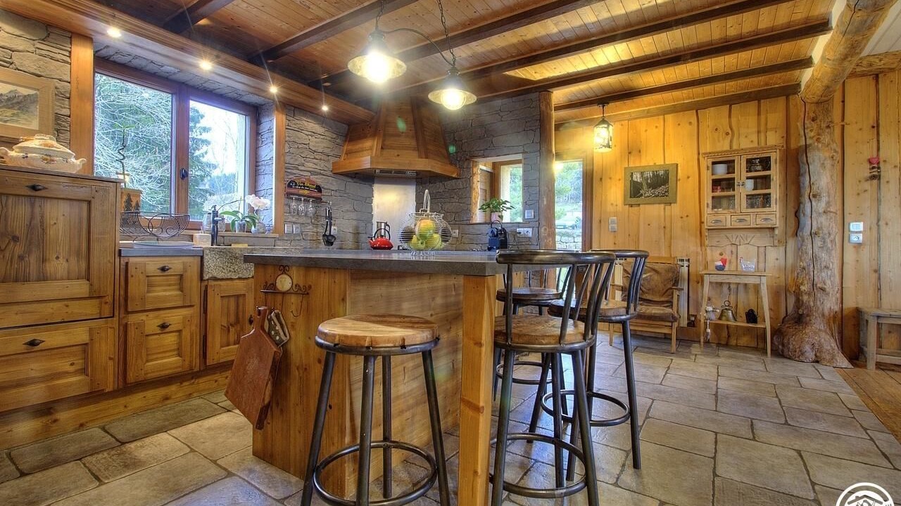 Photo of Others in Giron