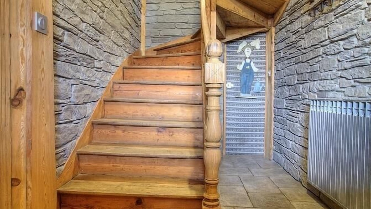 Photo of Others in Giron