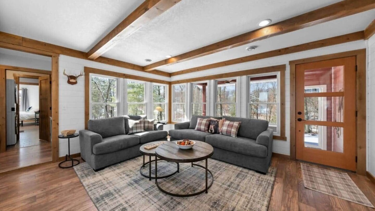 Photo of Livingroom in Webster