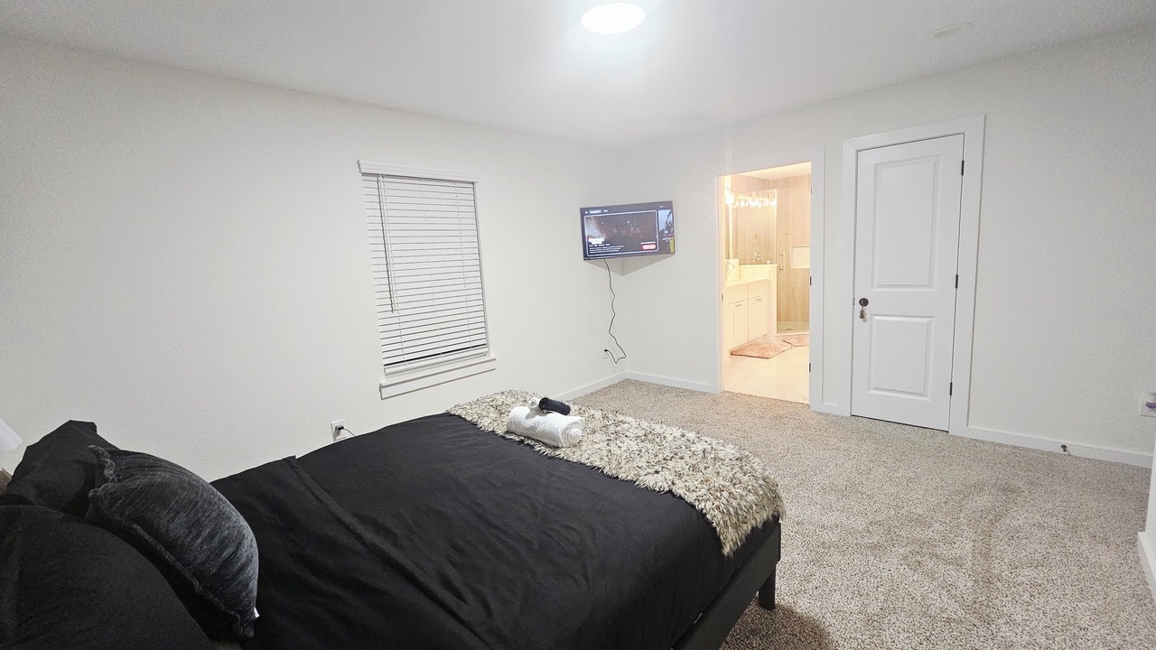Photo of Bedroom in Northeast Houston