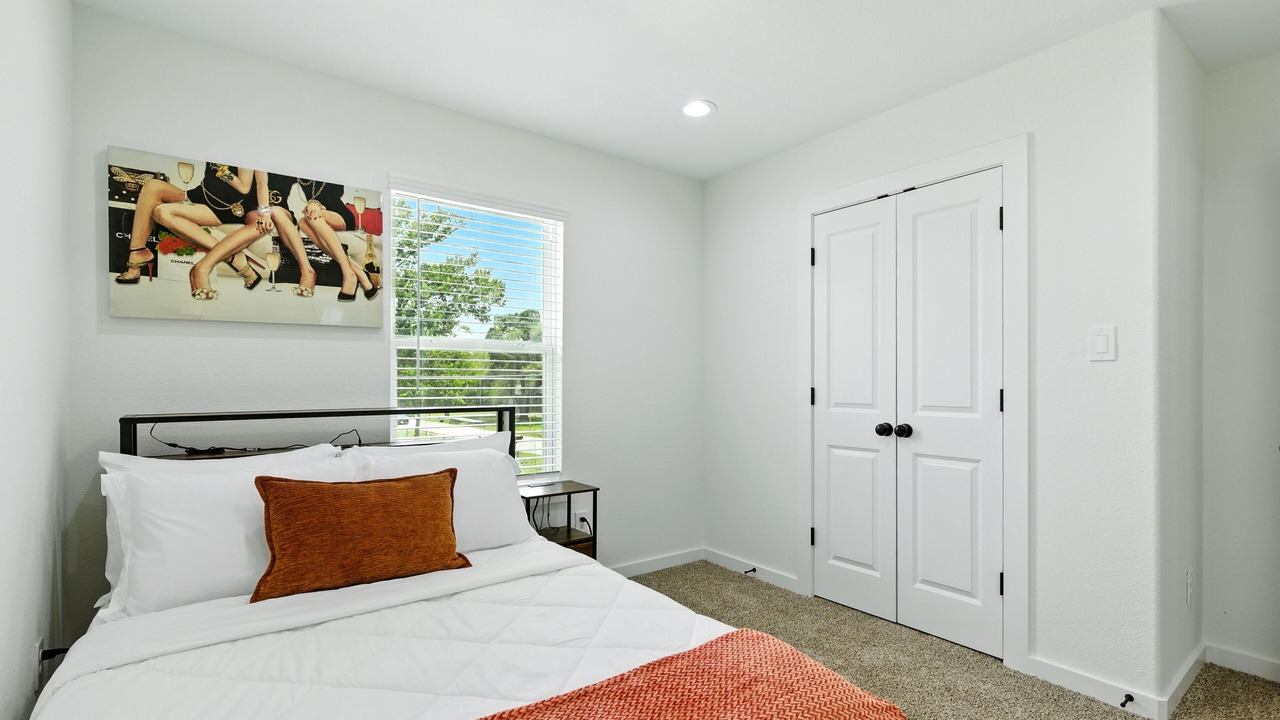 Photo of Bedroom in Northeast Houston
