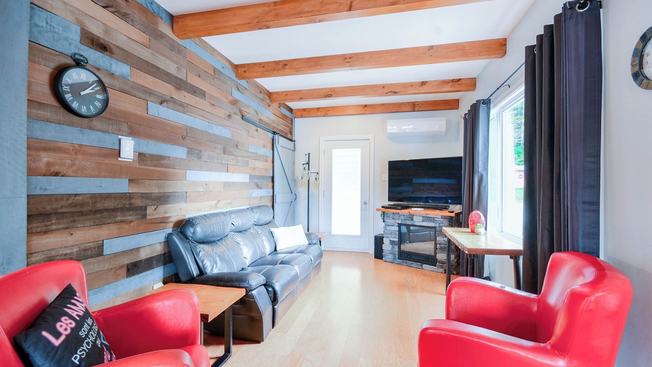 Photo of Livingroom in Val-des-Bois