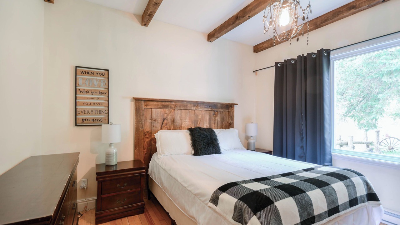 Photo of Bedroom in Val-des-Bois