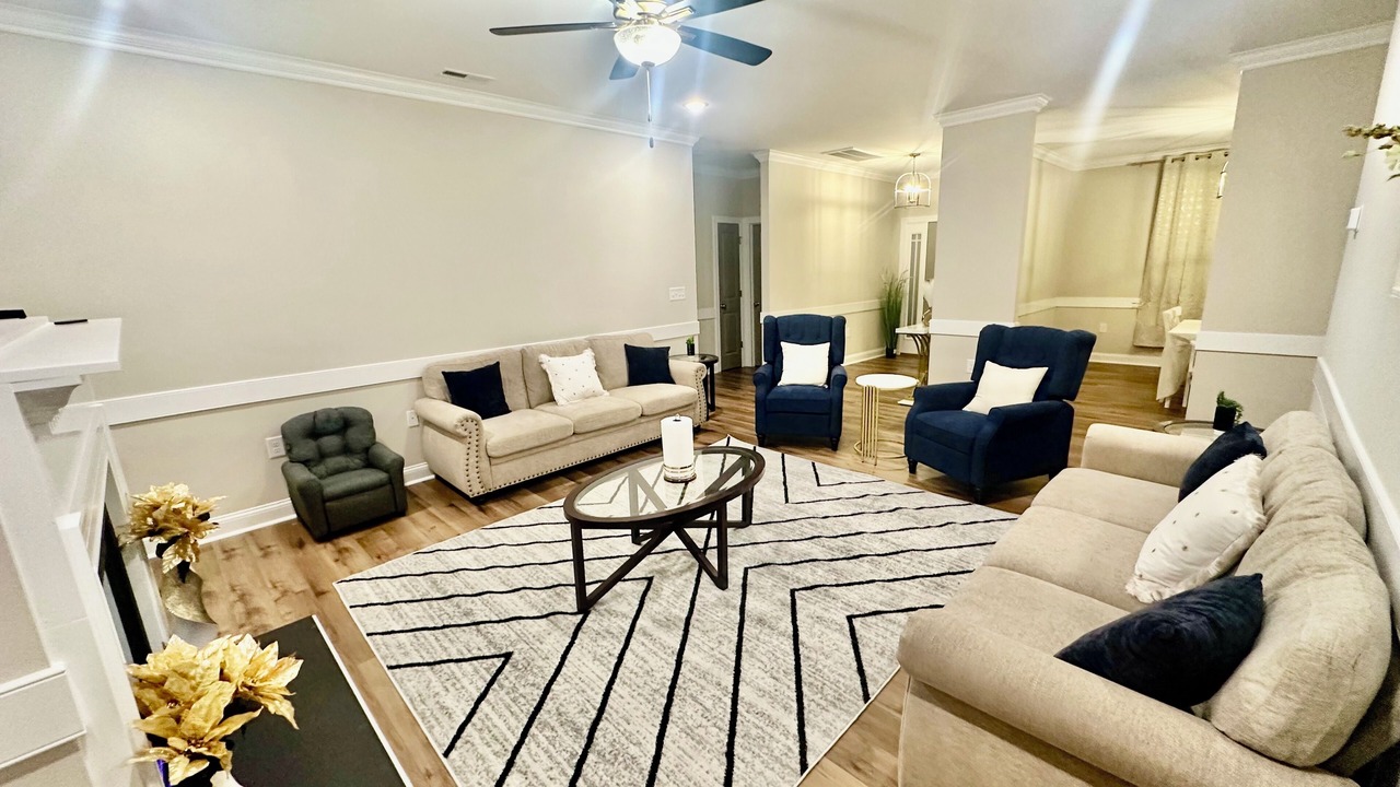 Photo of Livingroom in Rocky Mount
