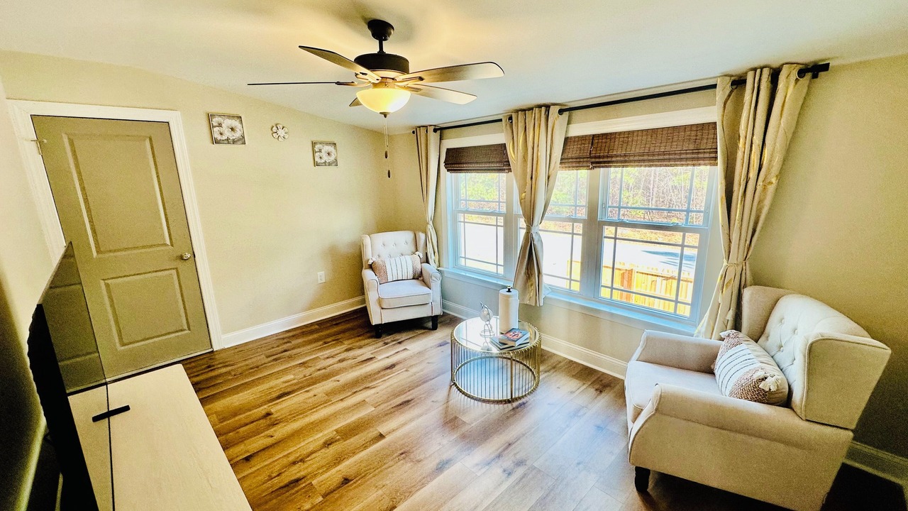 Photo of Livingroom in Rocky Mount