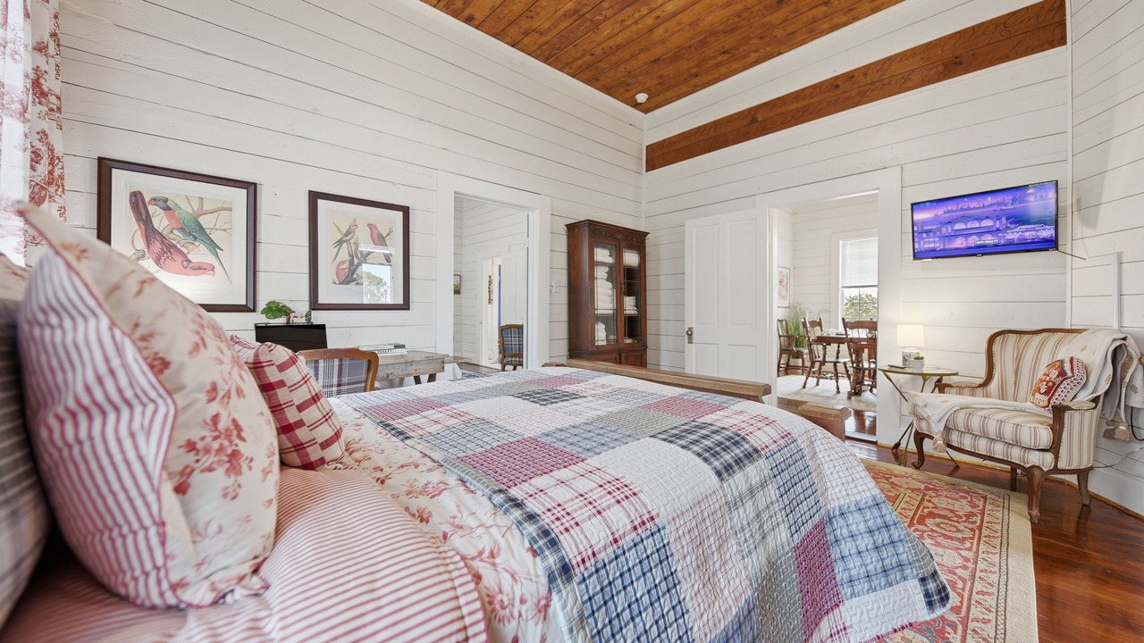 Photo of Bedroom in Brenham