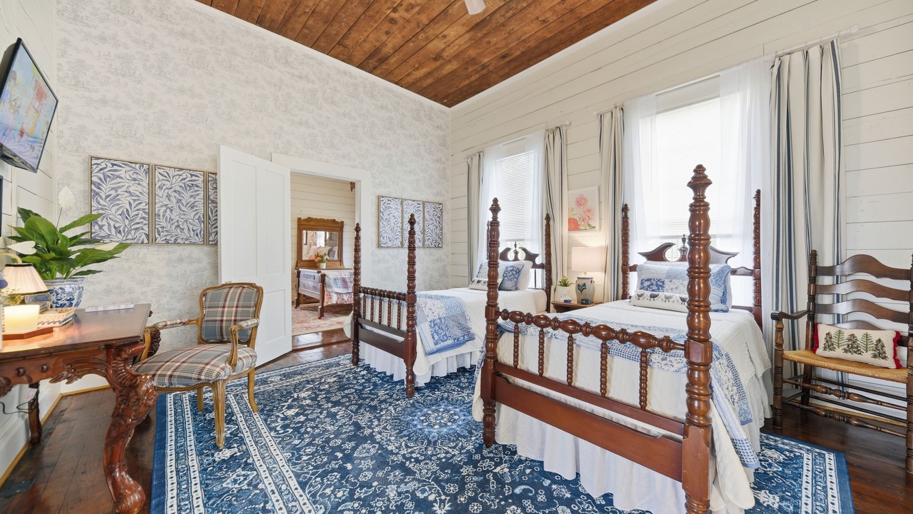 Photo of Bedroom in Brenham