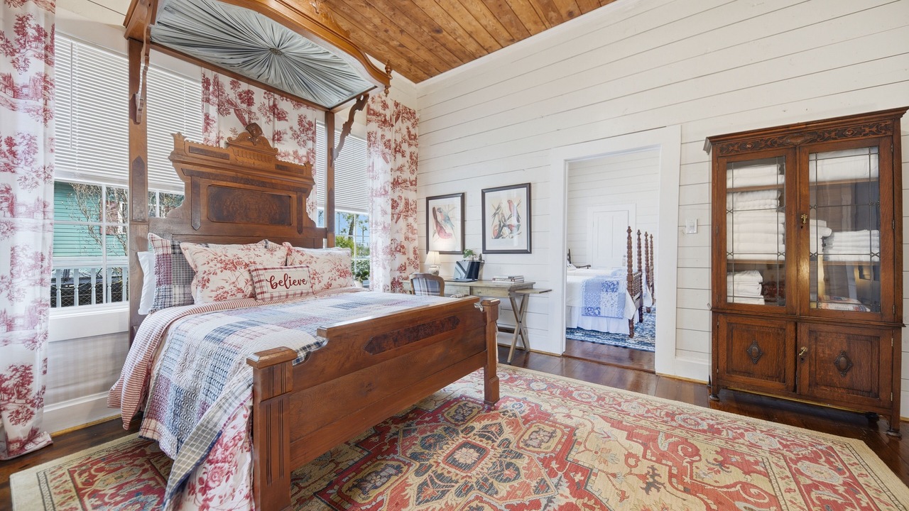 Photo of Bedroom in Brenham
