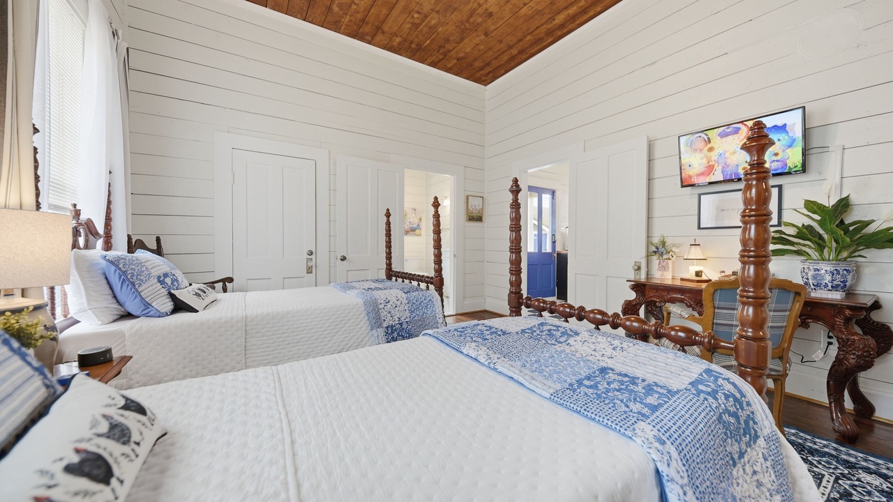 Photo of Bedroom in Brenham