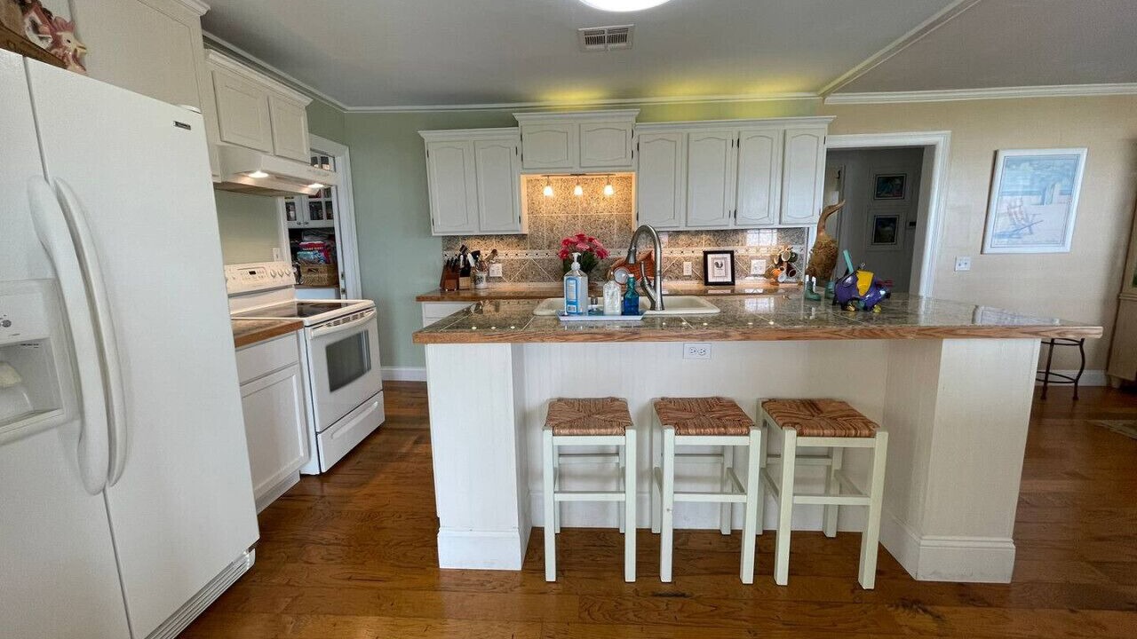 Photo of Kitchen in Calera
