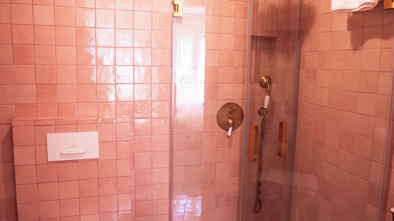 Photo of Bathroom in Deauville City Centre