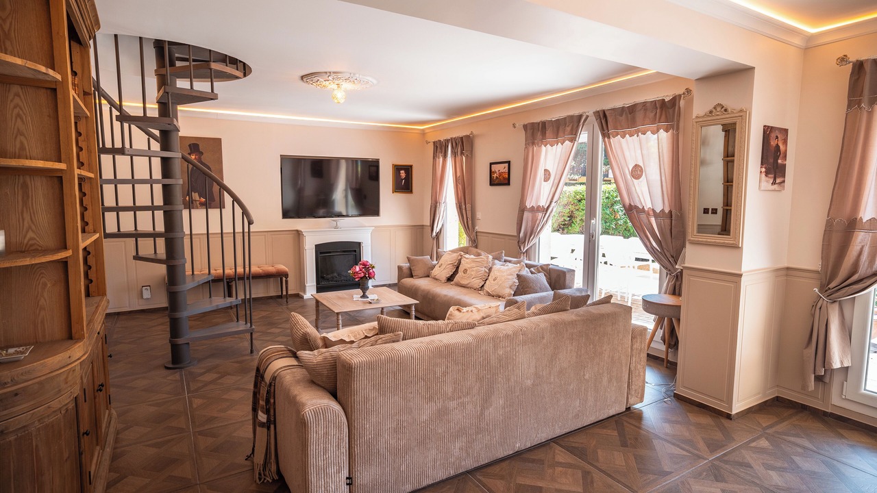 Photo of Livingroom in Deauville City Centre