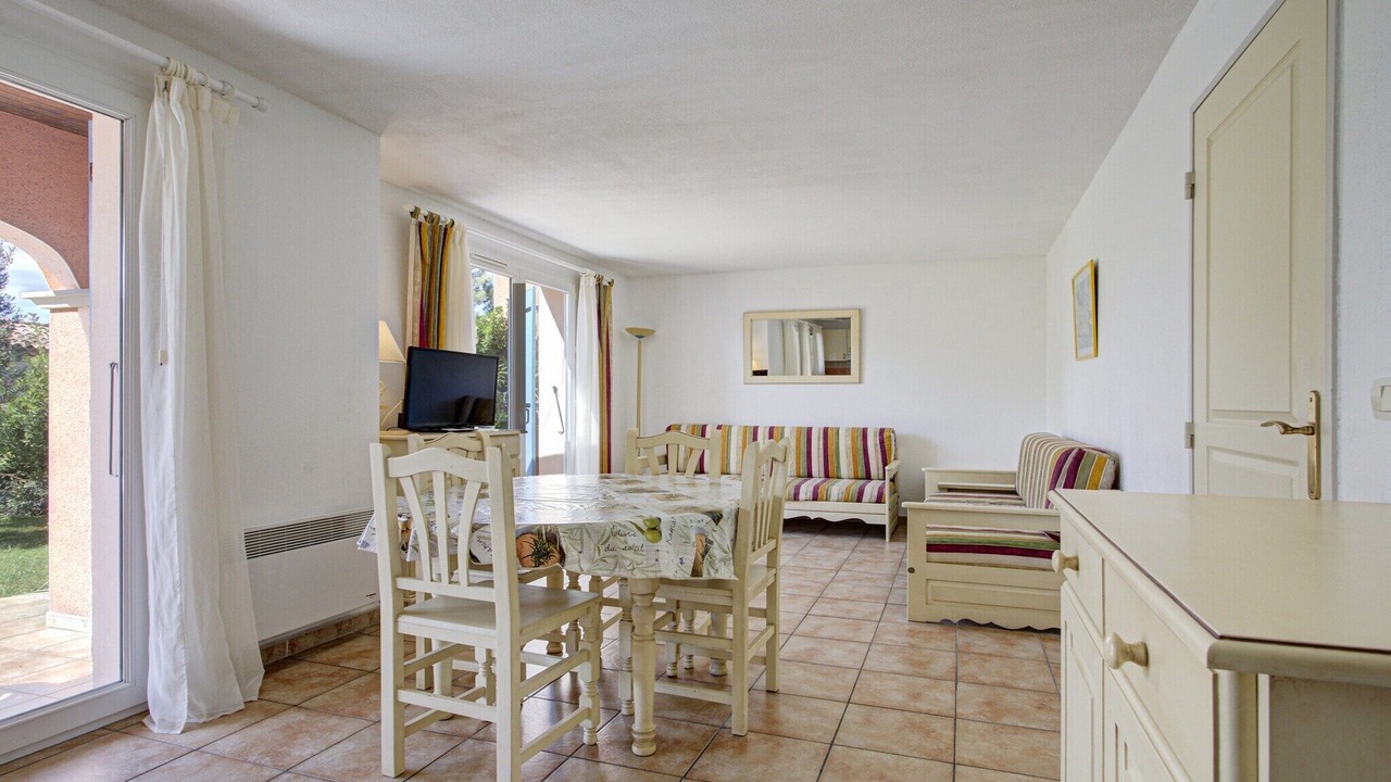 Photo of Livingroom in Homps