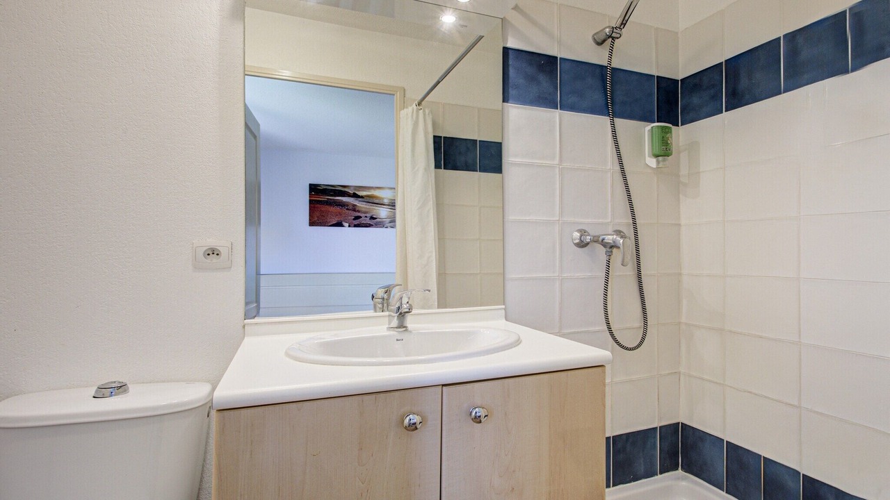Photo of Bathroom in Homps