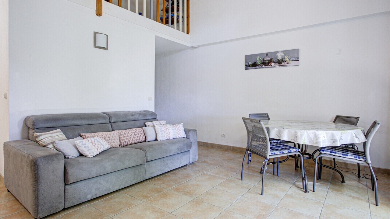 Photo of Livingroom in Homps