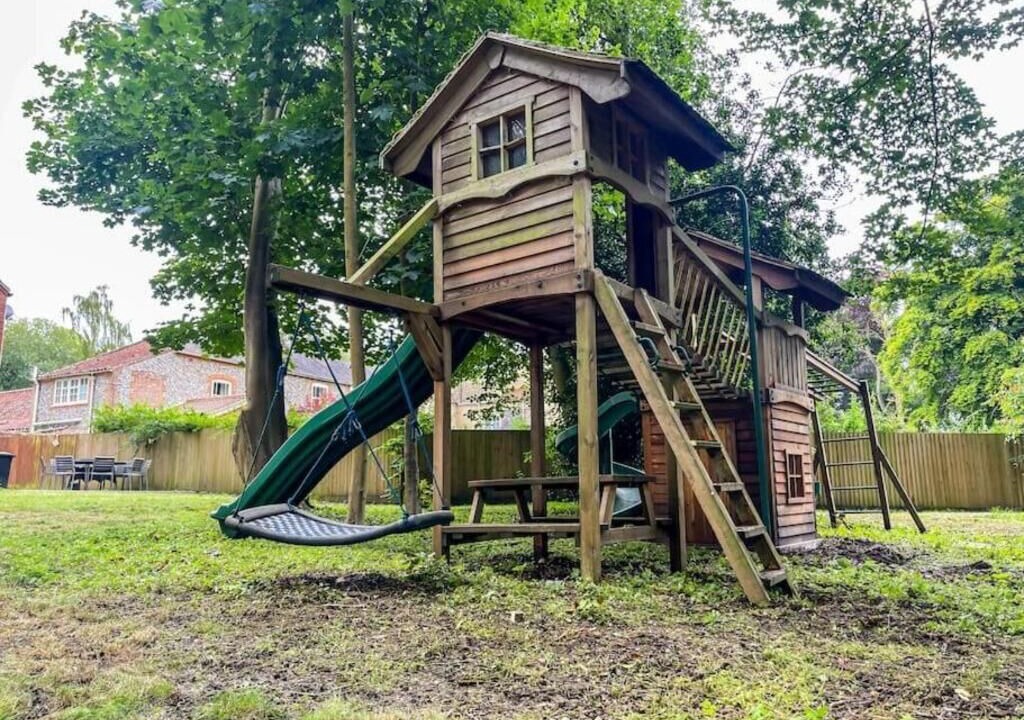 Photo of Others in Holt