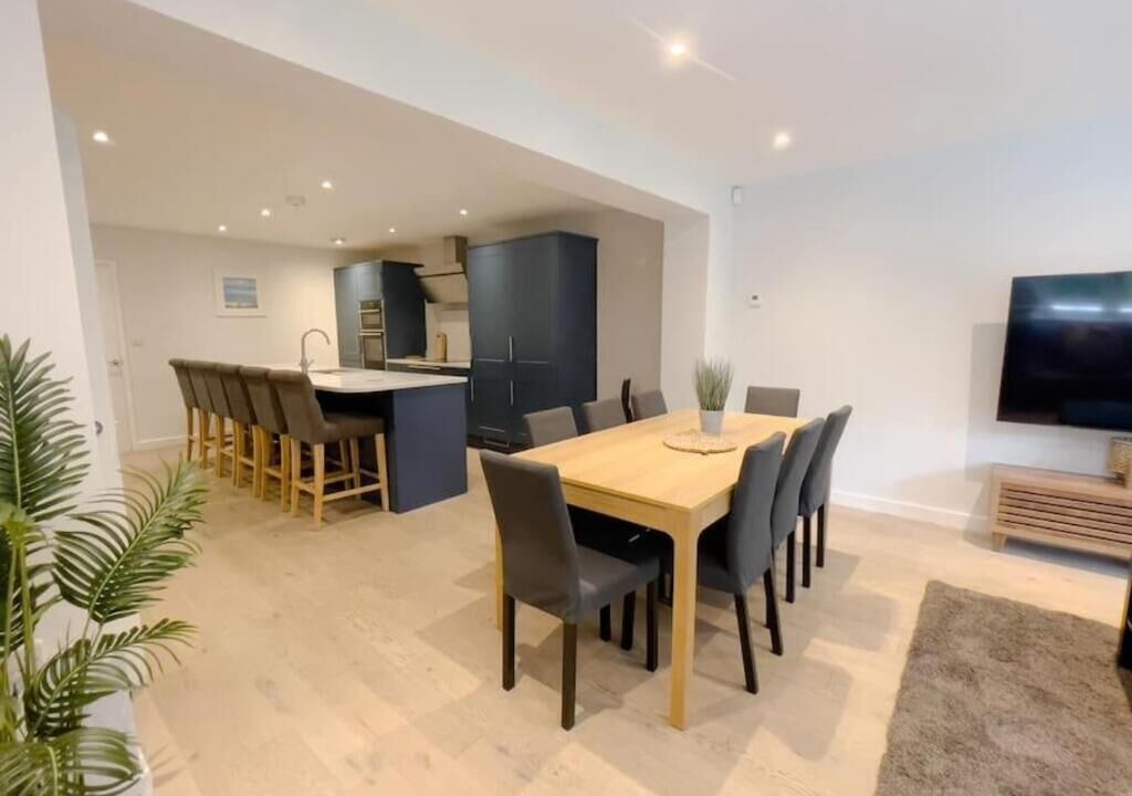 Photo of Others in Holt