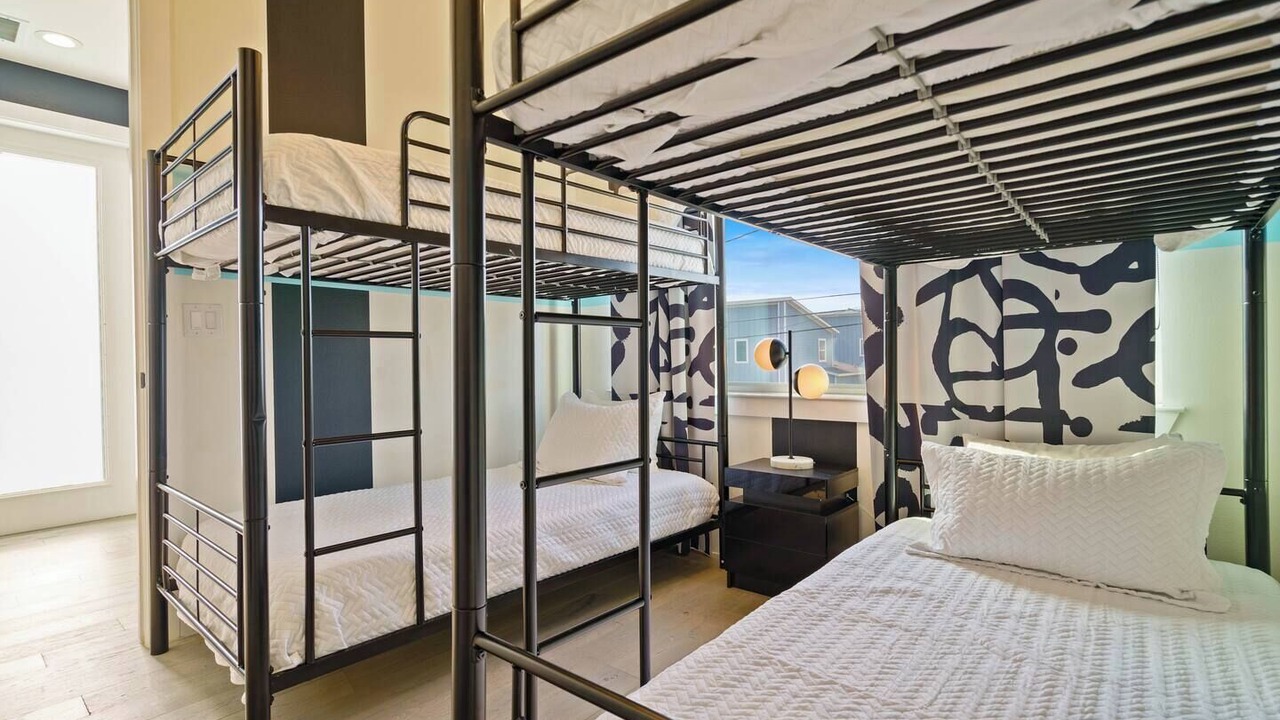 Photo of Bedroom in Montopolis