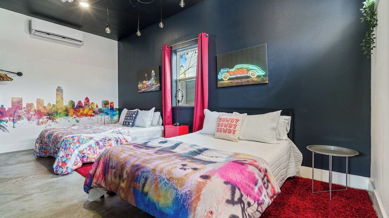 Photo of Bedroom in Montopolis