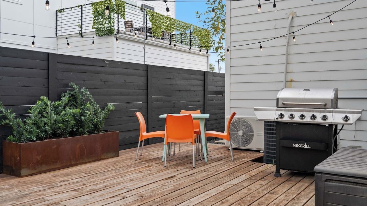 Photo of Outdoor in Montopolis