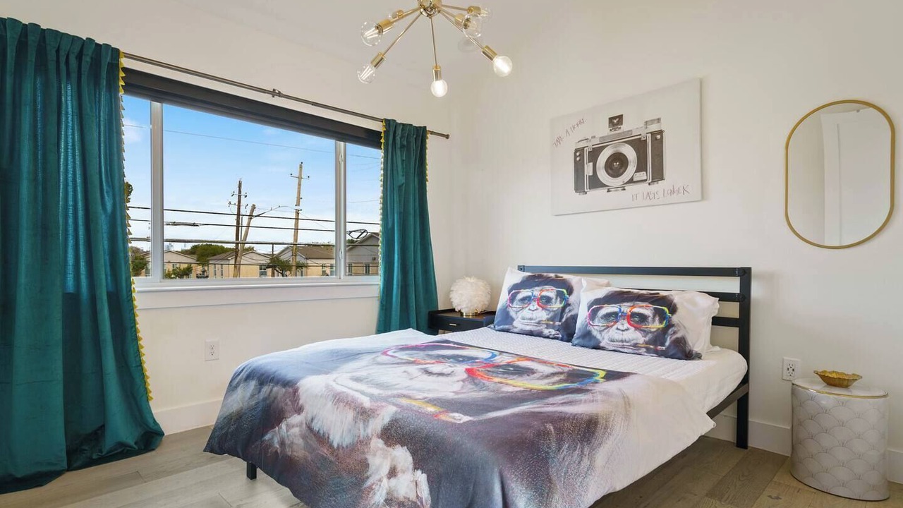Photo of Bedroom in Montopolis
