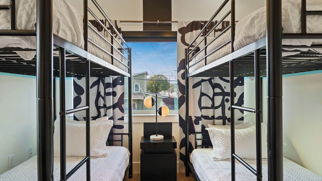 Photo of Bedroom in Montopolis