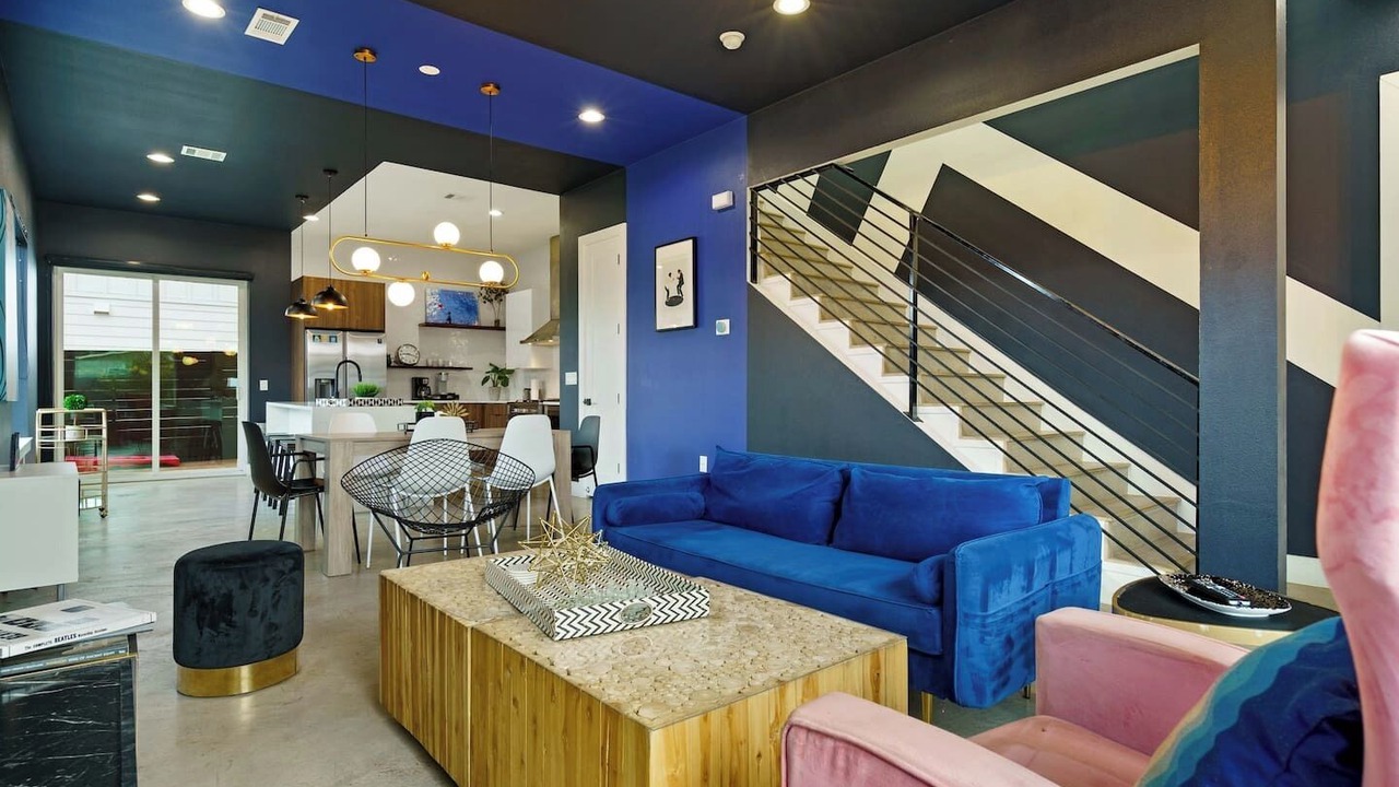 Photo of Livingroom in Montopolis