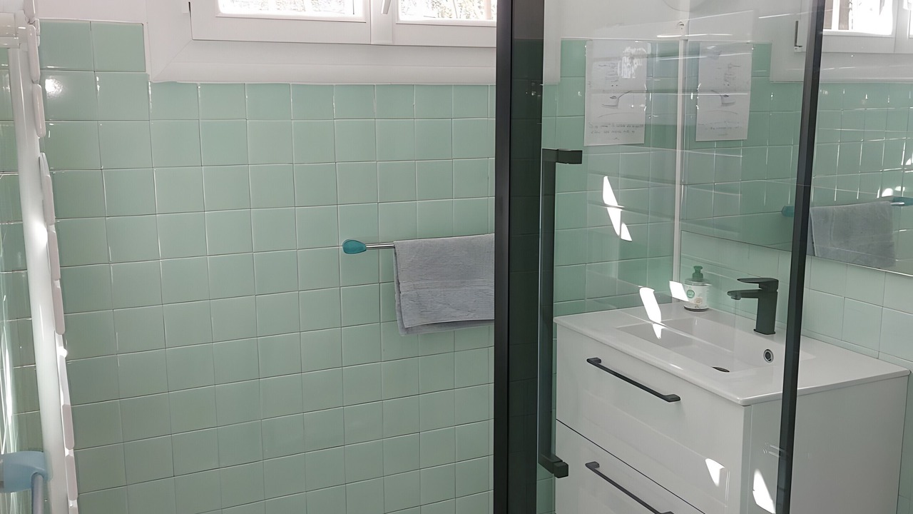 Photo of Bathroom in Genolhac