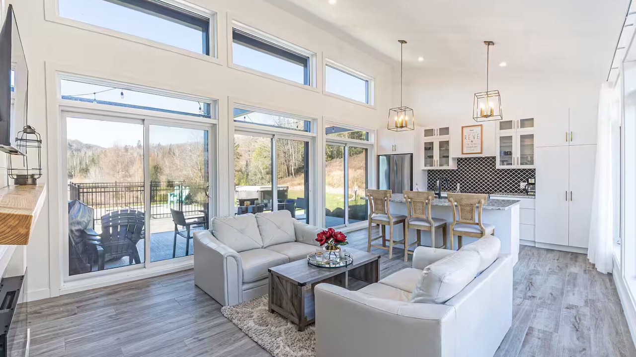 Photo of Livingroom in Wentworth-Nord