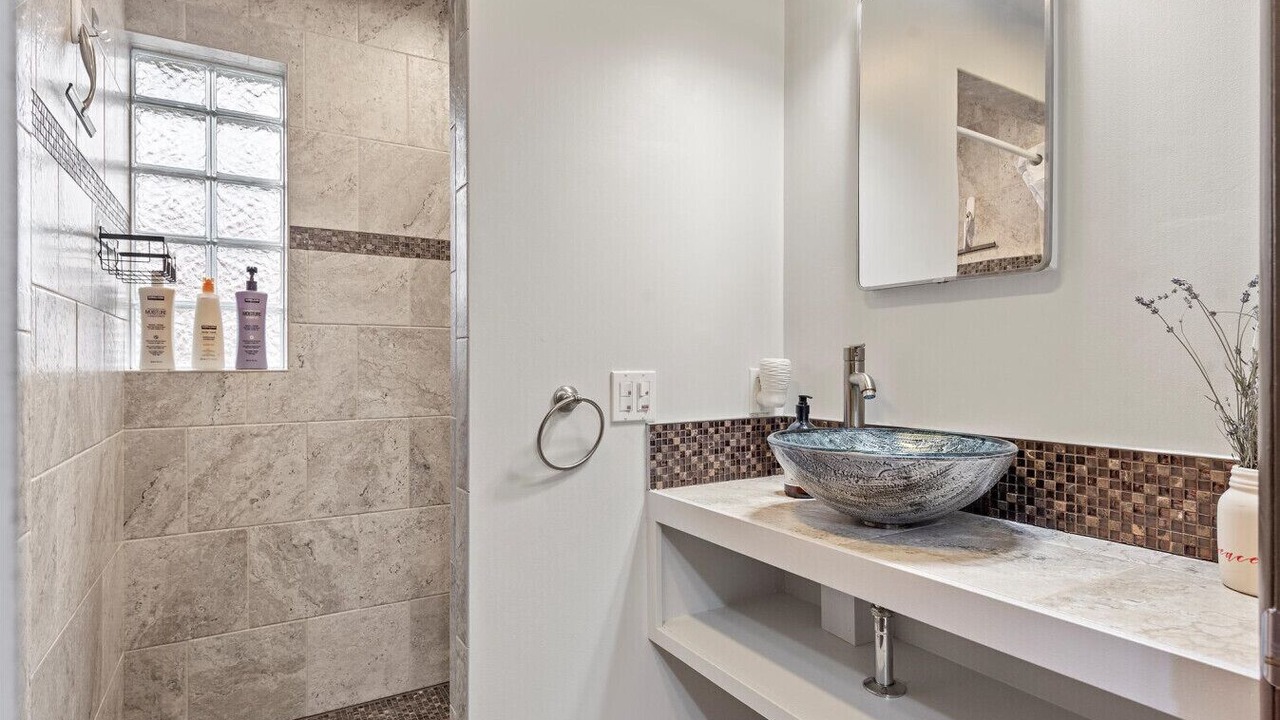 Photo of Bathroom in Baker City