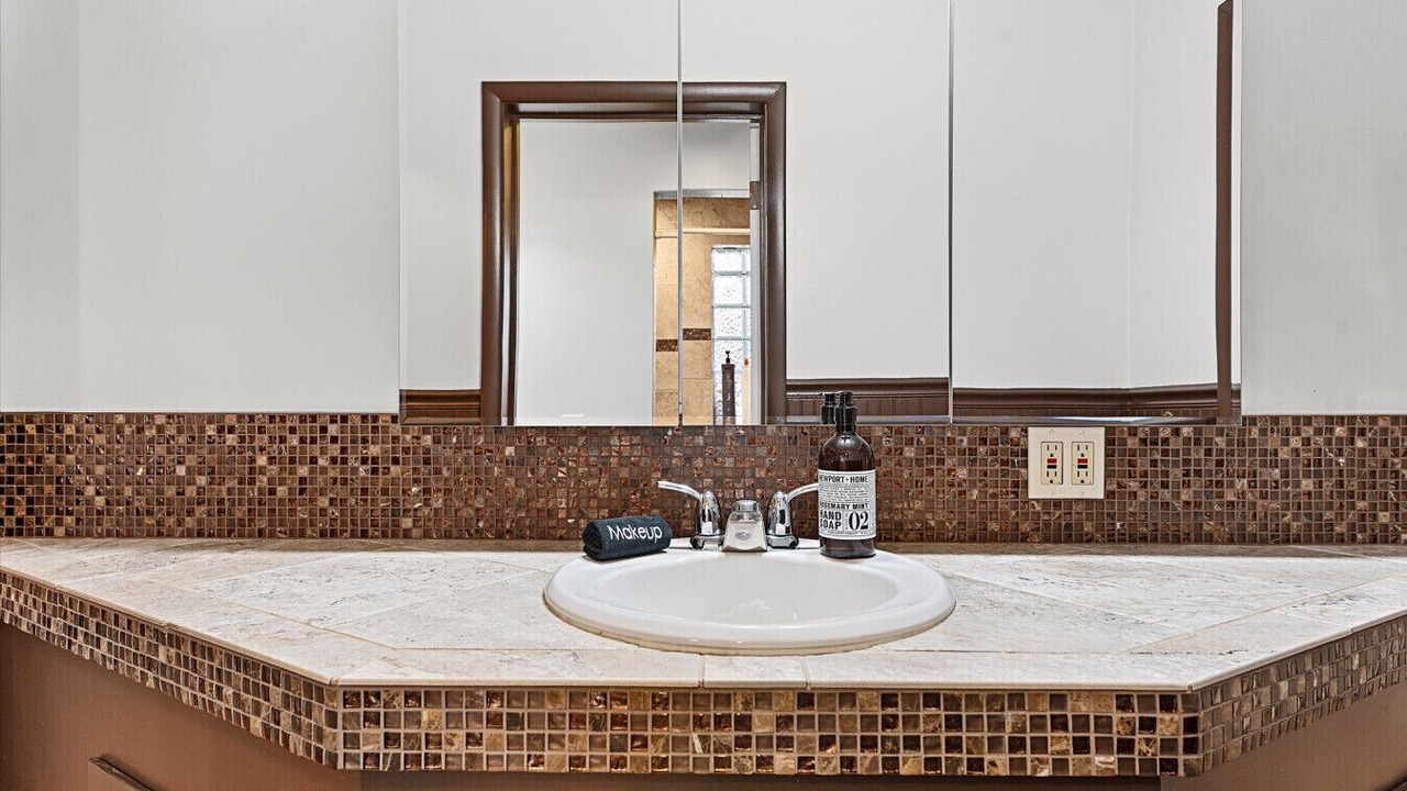 Photo of Bathroom in Baker City