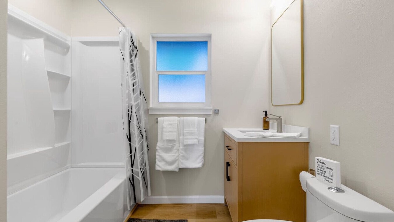 Photo of Bathroom in Lakeland South