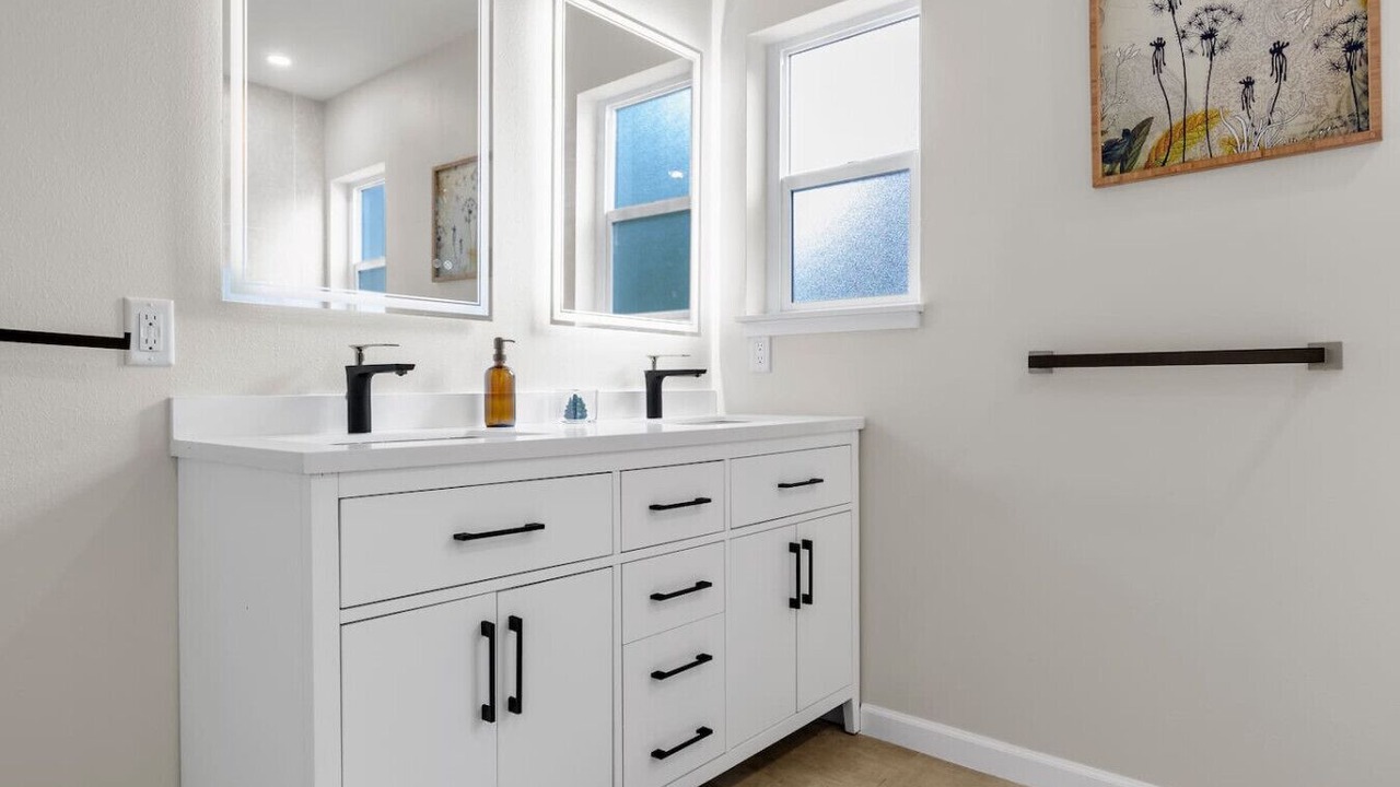 Photo of Bathroom in Lakeland North