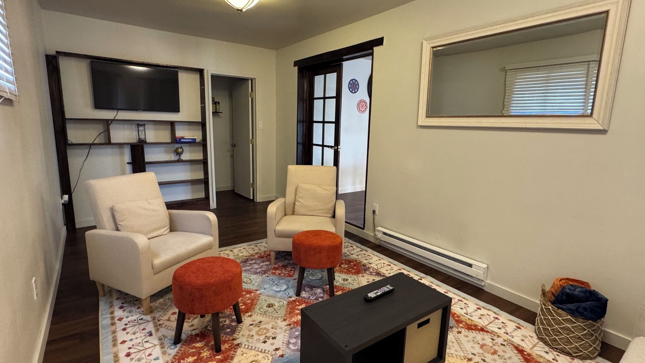 Photo of Livingroom in Snow Heights