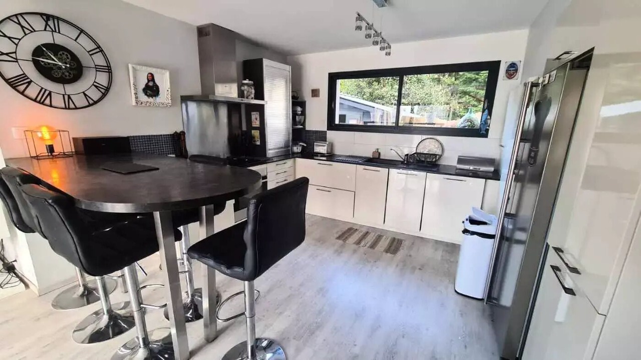 Photo of Kitchen in Saint-Andre-des-Eaux