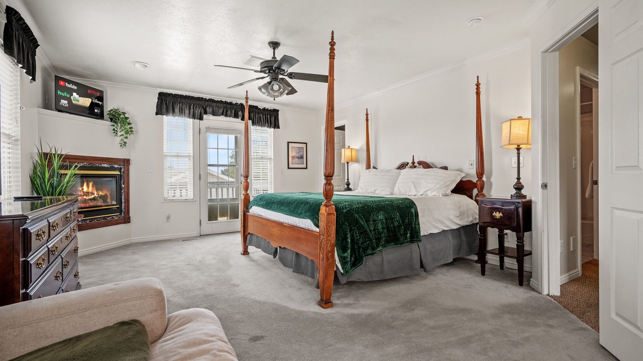 Photo of Livingroom in North Ogden