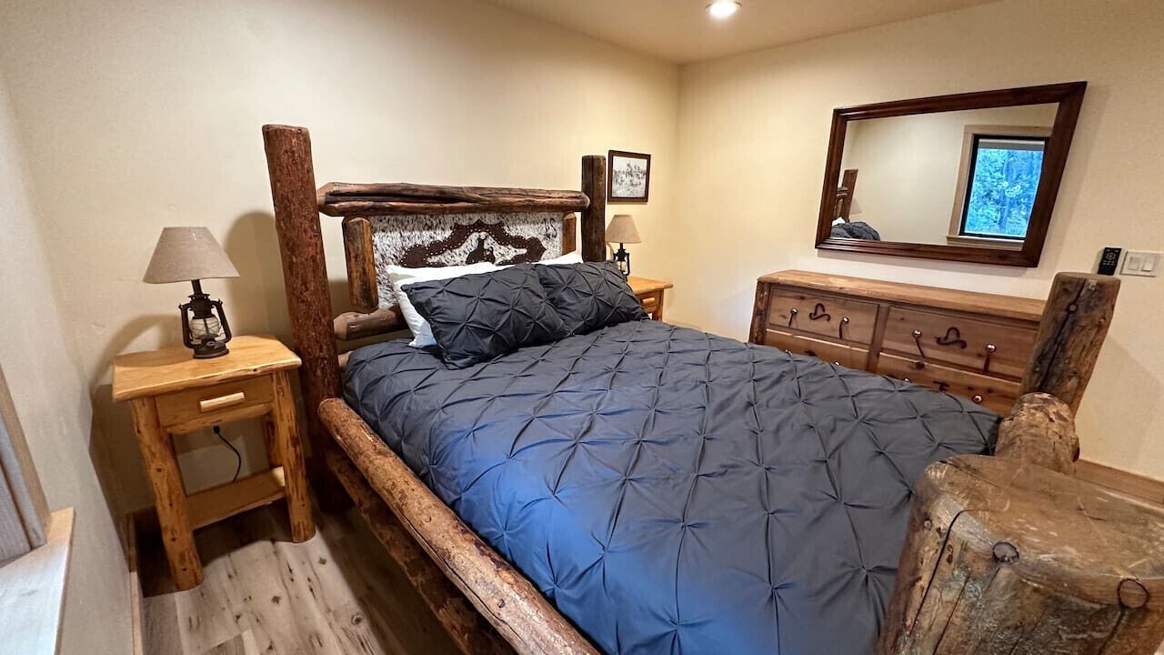 Photo of Bedroom in Three Rivers